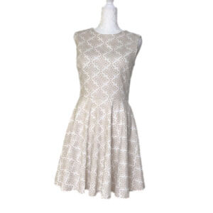 Diane Von Furstenberg Cream and Beige Jeannie Henna Print Sleeveless Dress -Sz 6